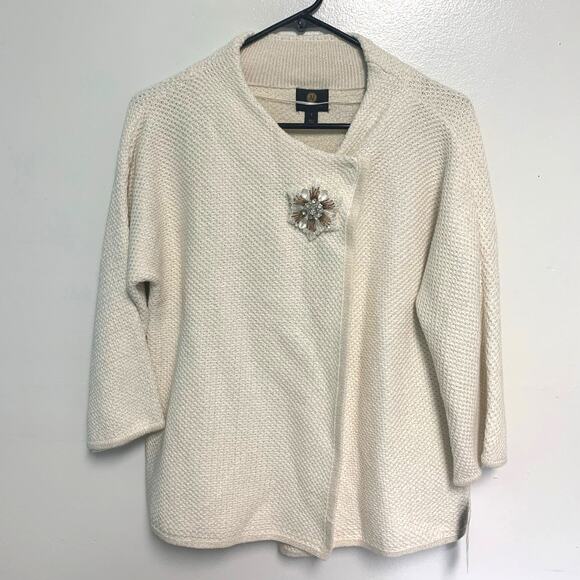 JM Collection Women's Brooch Topper Eggshell Cotton Blend Cardigan Top Size S - Picture 1 of 7